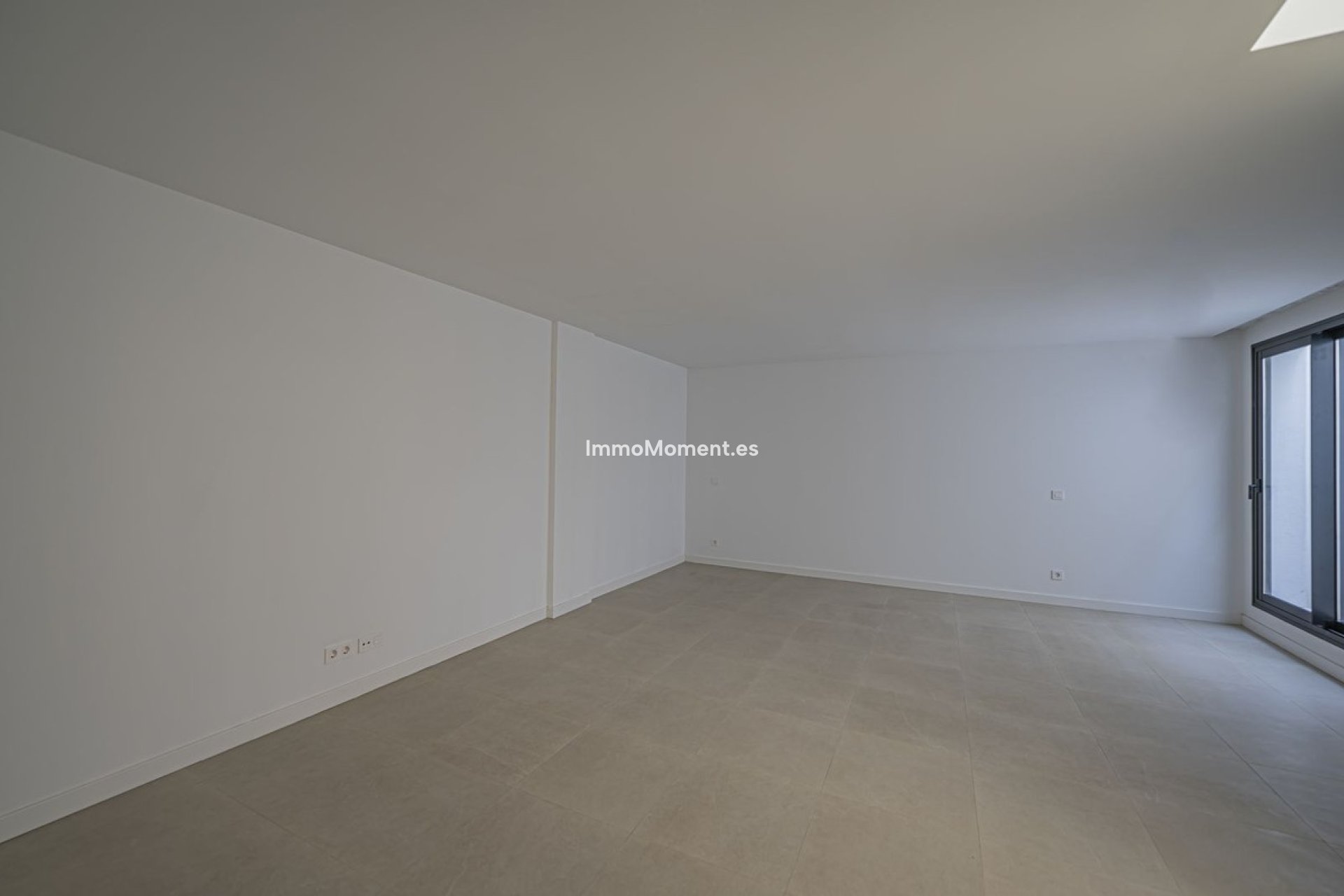 Wiederverkauf - Freistehende Villa - Estepona  - Atalaya