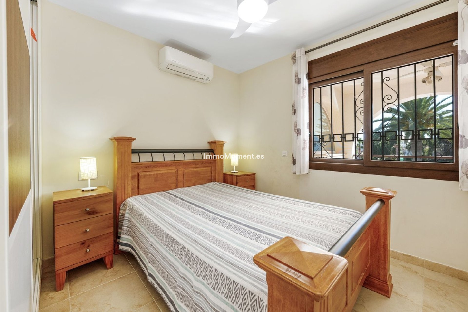 Wiederverkauf - Freistehende Villa - Estepona  - Atalaya