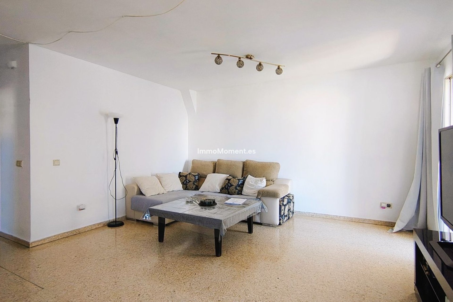Wiederverkauf - Freistehende Villa - Estepona  - Atalaya
