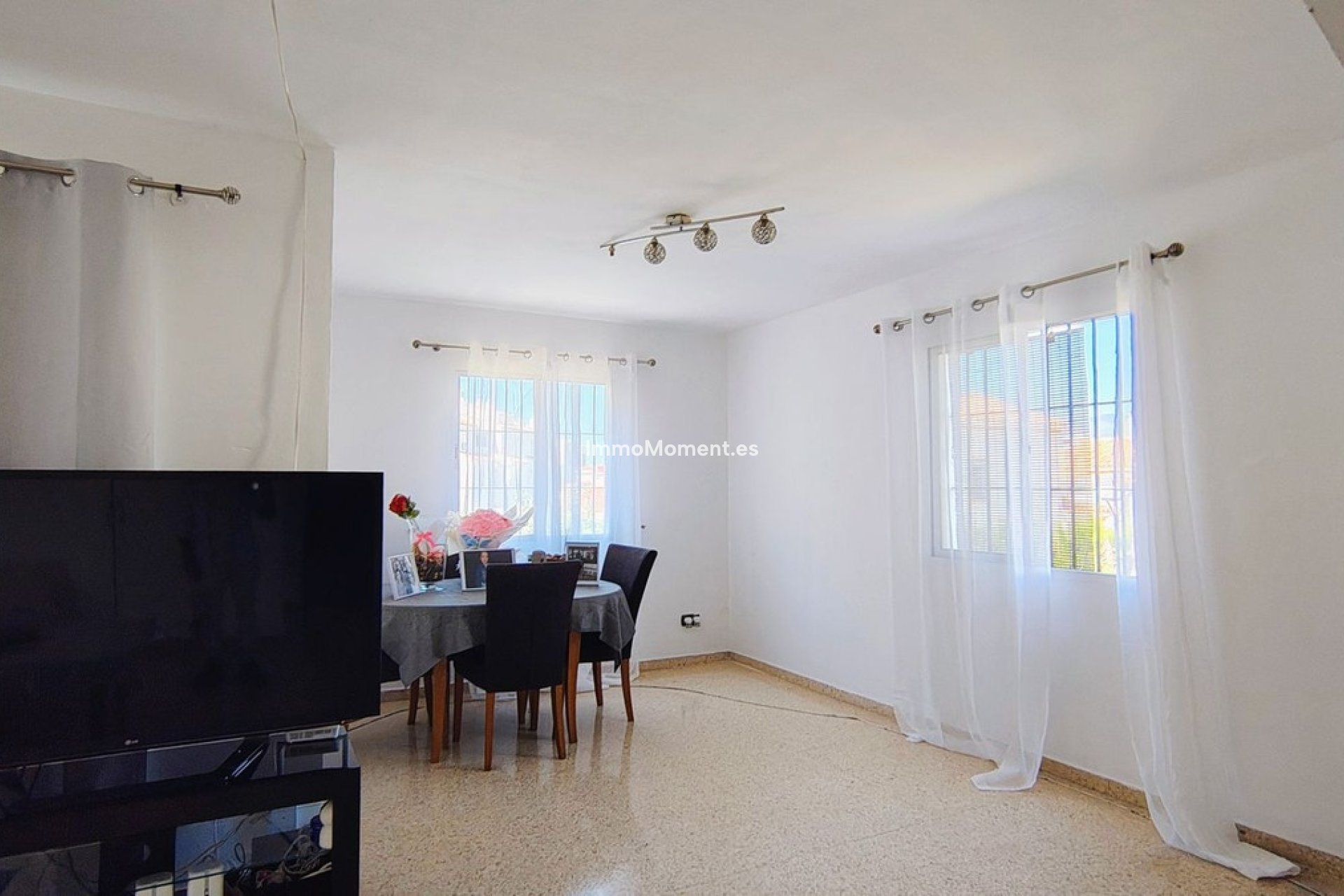 Wiederverkauf - Freistehende Villa - Estepona  - Atalaya