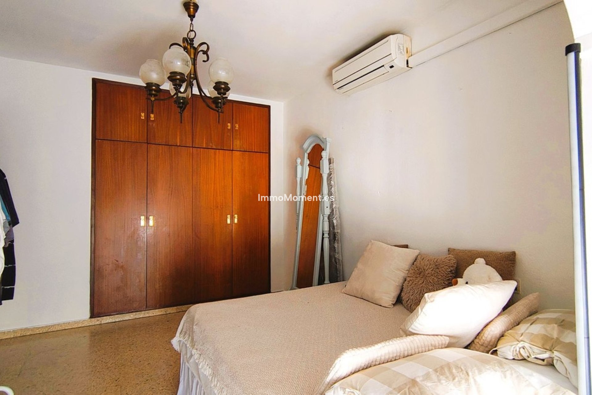 Wiederverkauf - Freistehende Villa - Estepona  - Atalaya