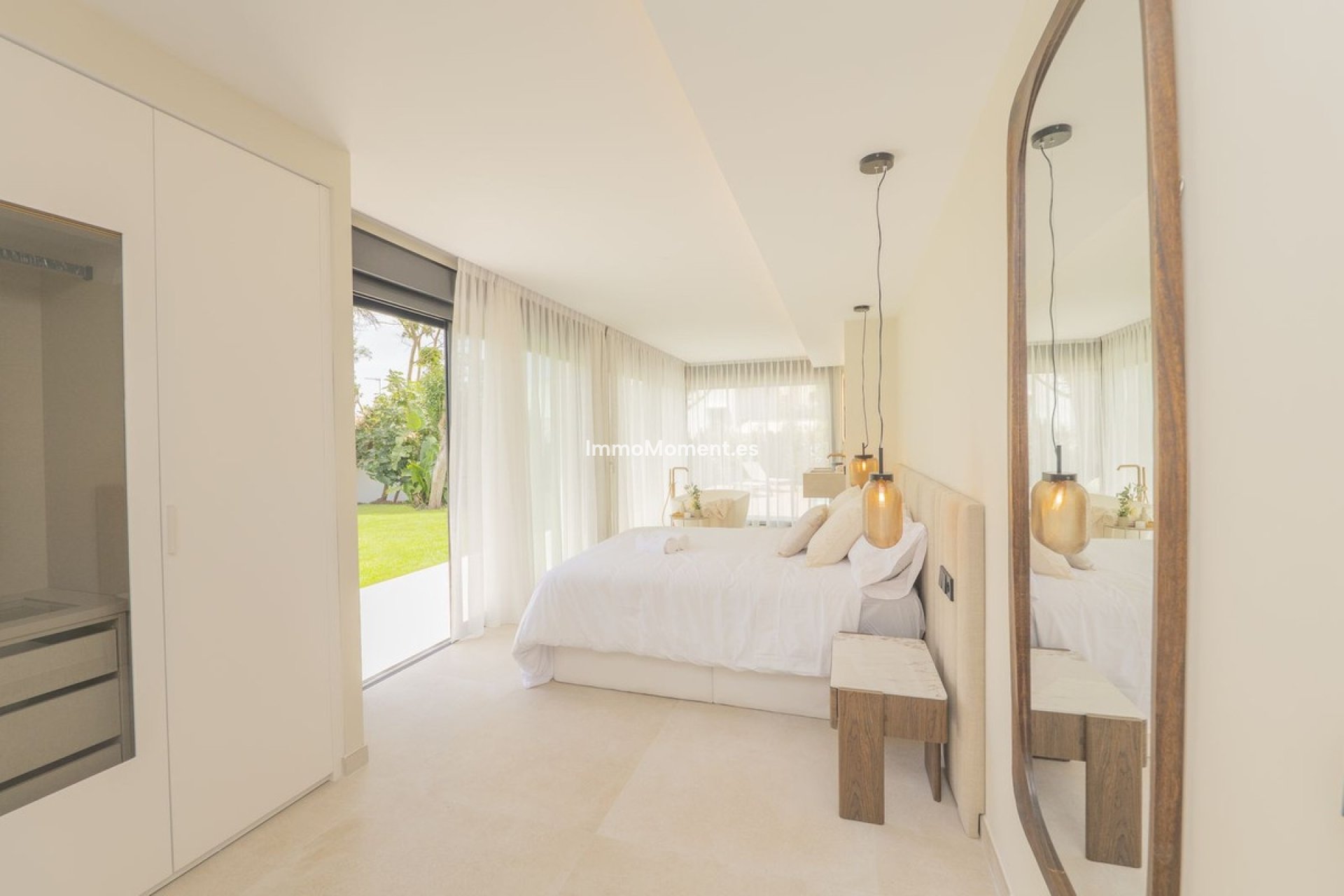Wiederverkauf - Freistehende Villa - Estepona  - Atalaya