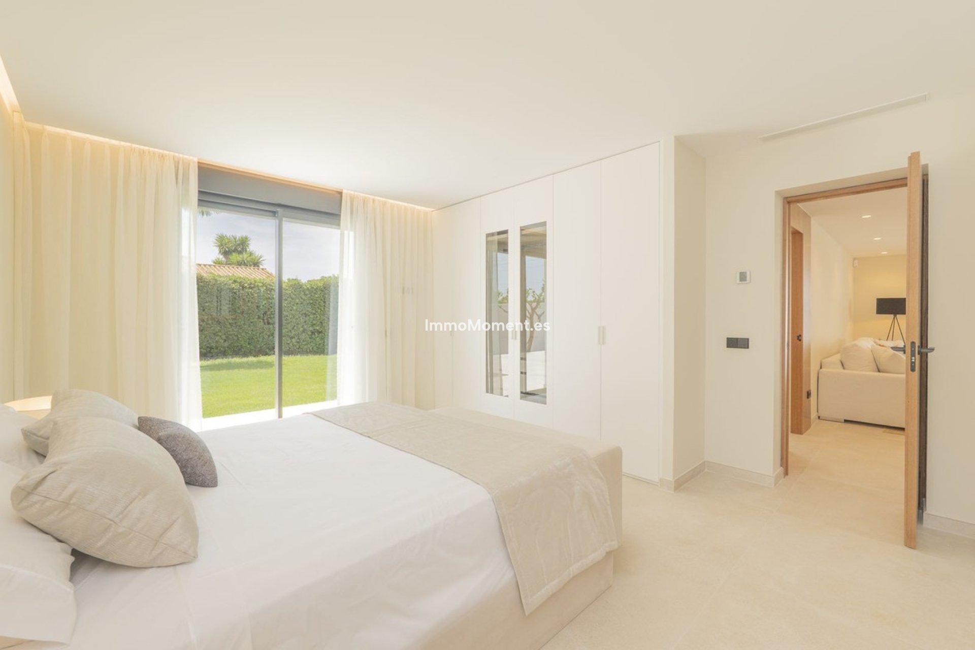 Wiederverkauf - Freistehende Villa - Estepona  - Atalaya