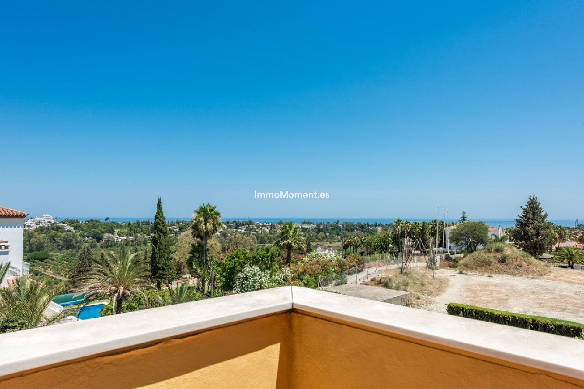 Wiederverkauf - Freistehende Villa - Estepona  - Atalaya
