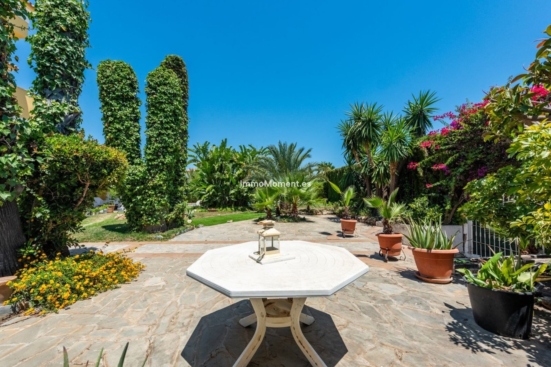 Wiederverkauf - Freistehende Villa - Estepona  - Atalaya