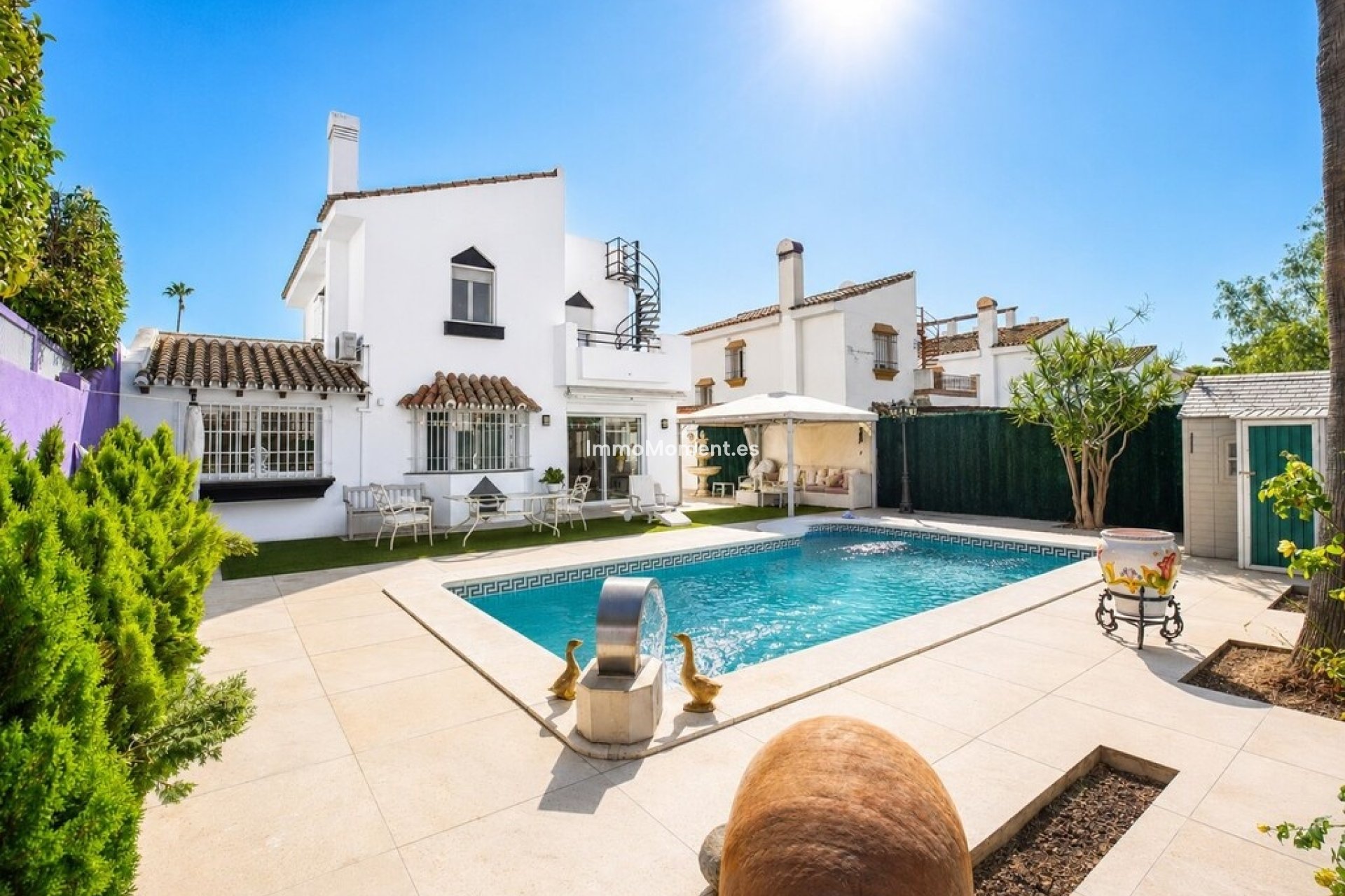 Wiederverkauf - Freistehende Villa - Estepona  - Atalaya