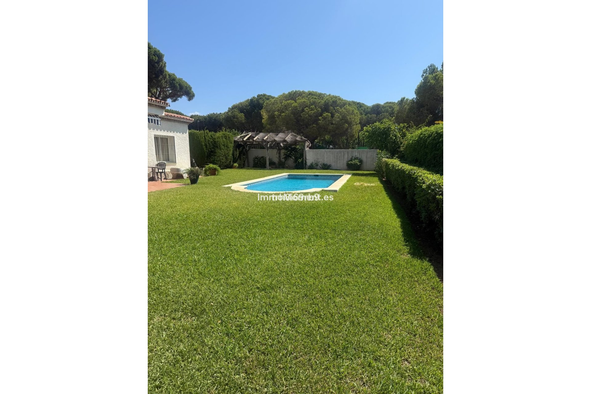 Wiederverkauf - Freistehende Villa - Estepona  - Benamara