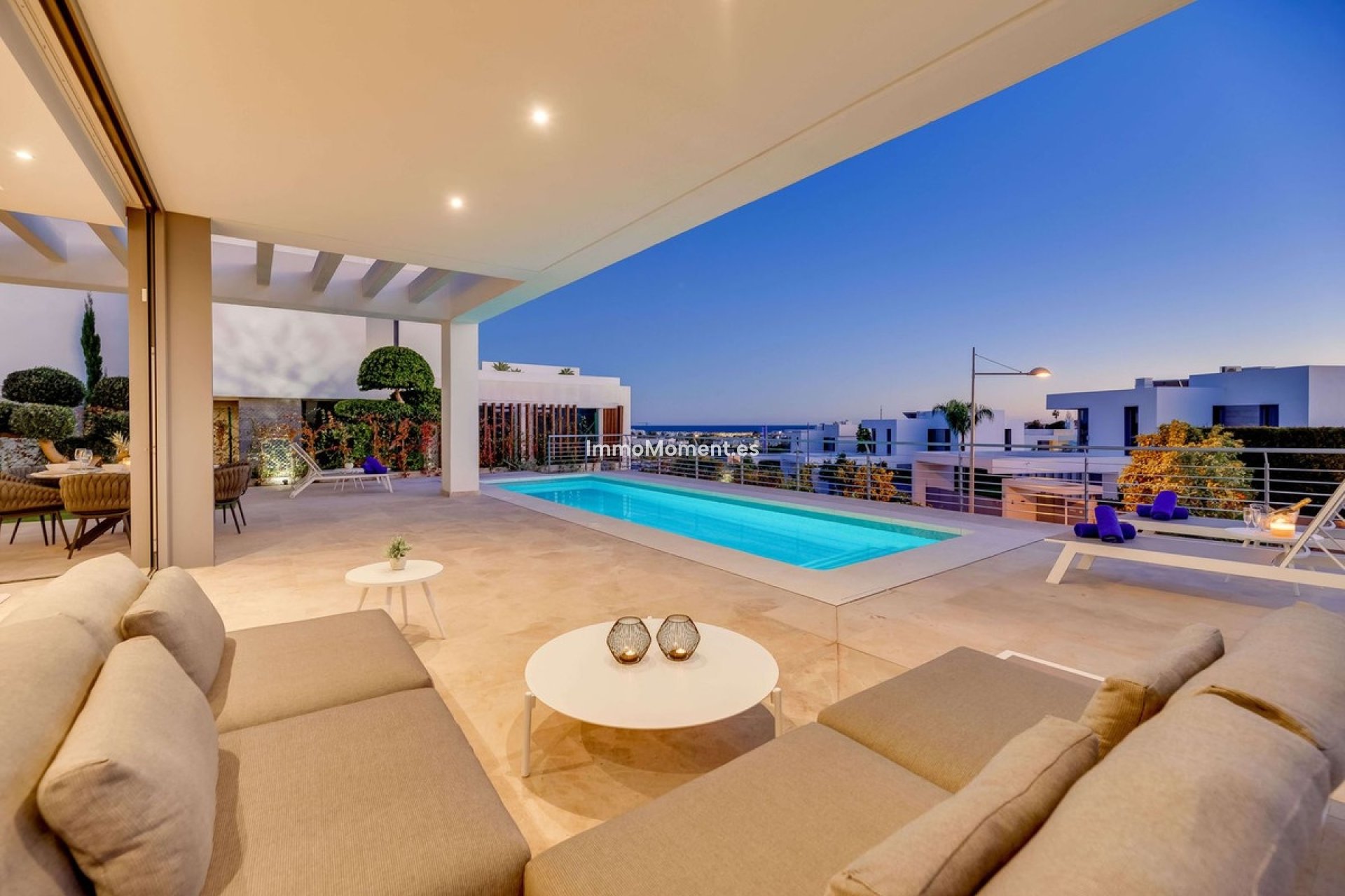 Wiederverkauf - Freistehende Villa - Estepona  - Cancelada