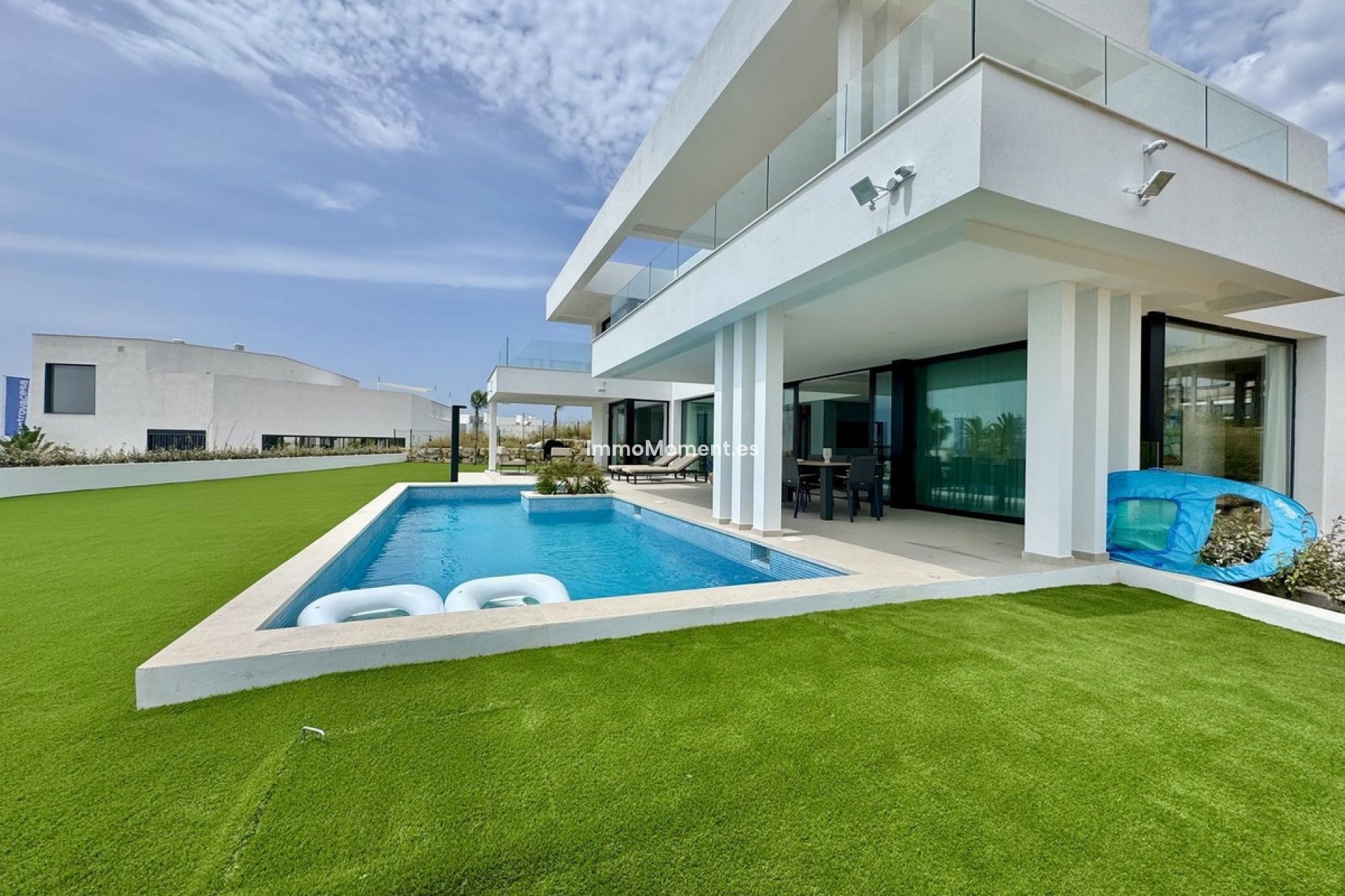 Wiederverkauf - Freistehende Villa - Estepona  - Cancelada
