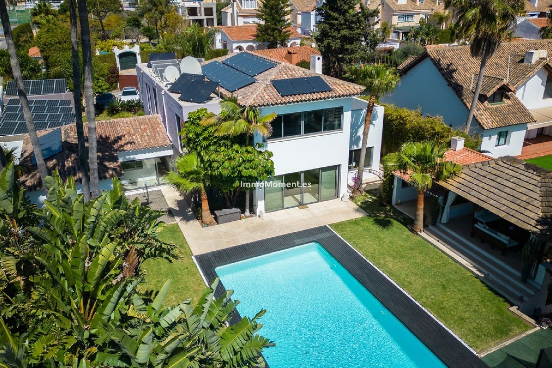 Wiederverkauf - Freistehende Villa - Estepona  - Costalita