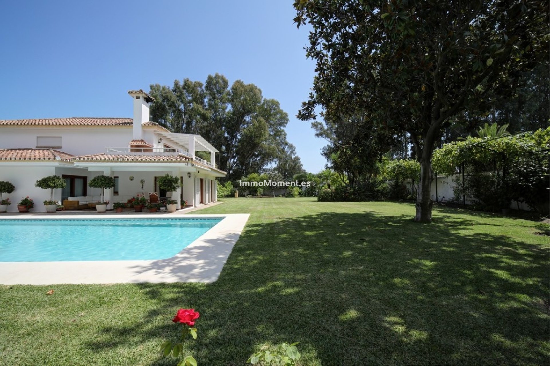 Wiederverkauf - Freistehende Villa - Estepona  - Costalita