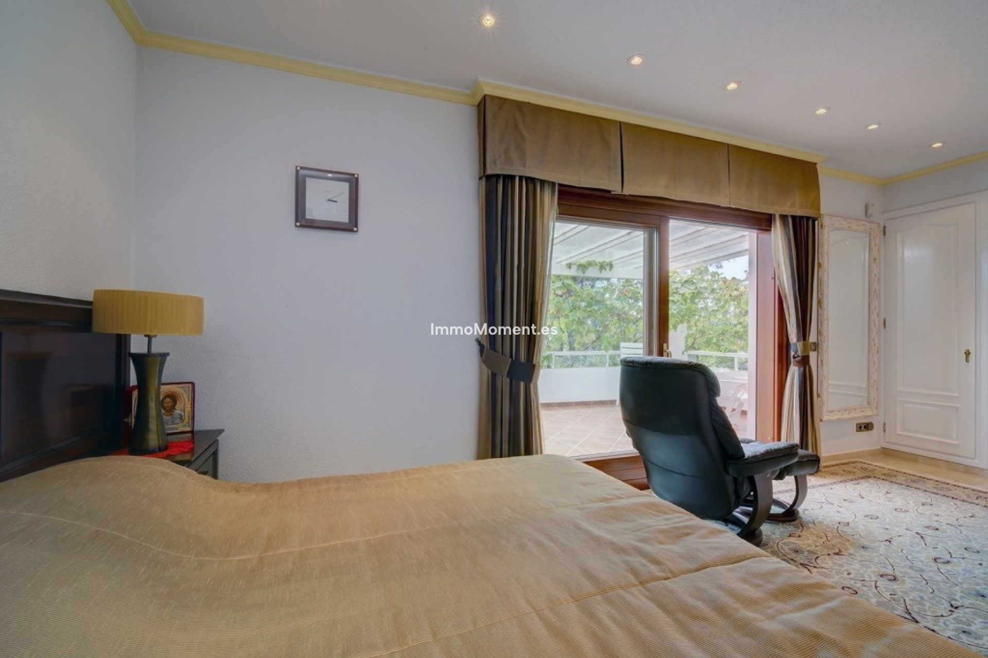 Wiederverkauf - Freistehende Villa - Estepona  - Costalita