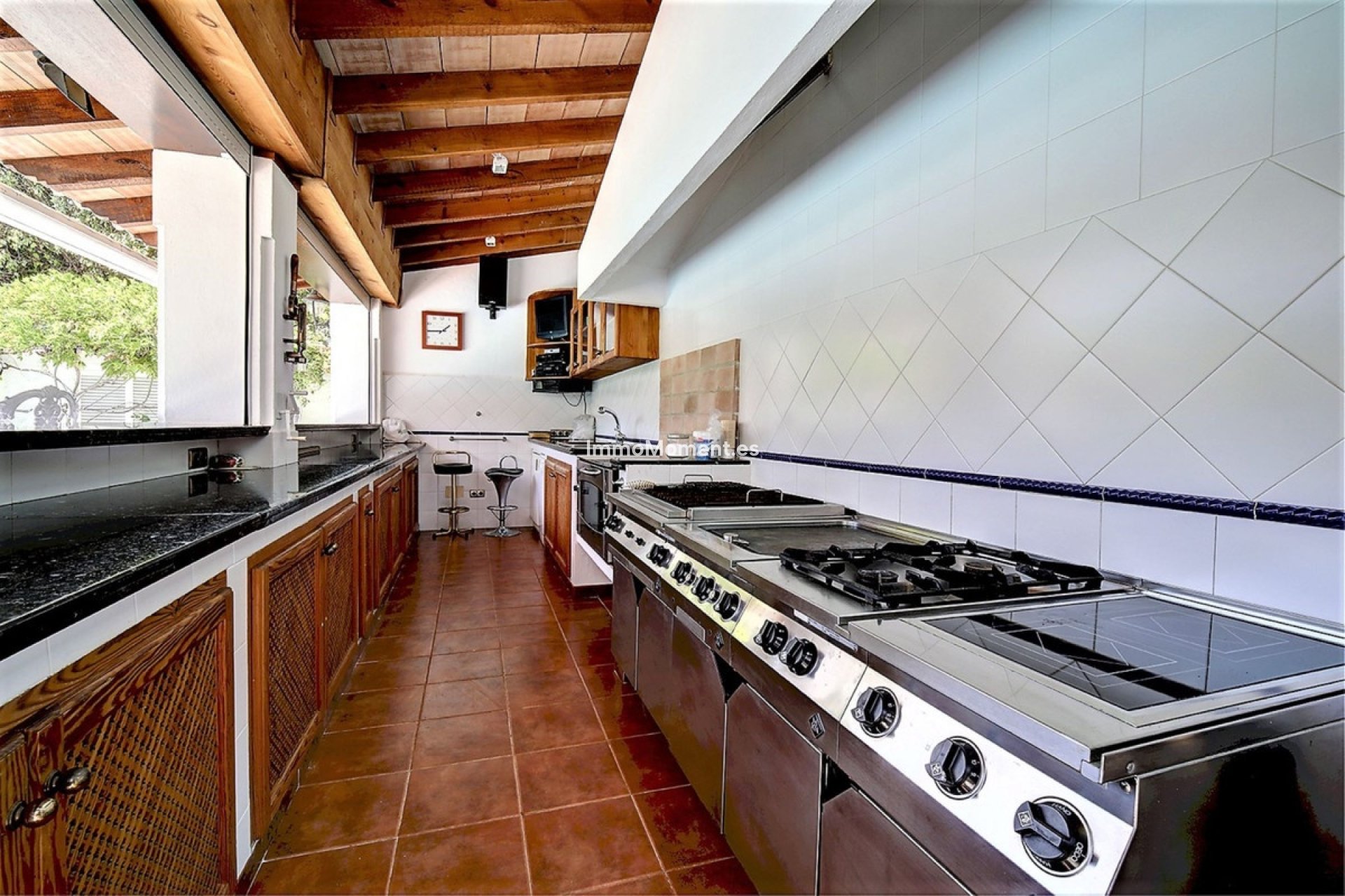 Wiederverkauf - Freistehende Villa - Estepona  - Costalita