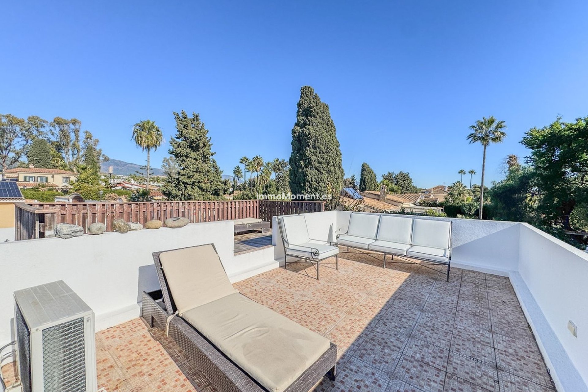 Wiederverkauf - Freistehende Villa - Estepona  - Costalita