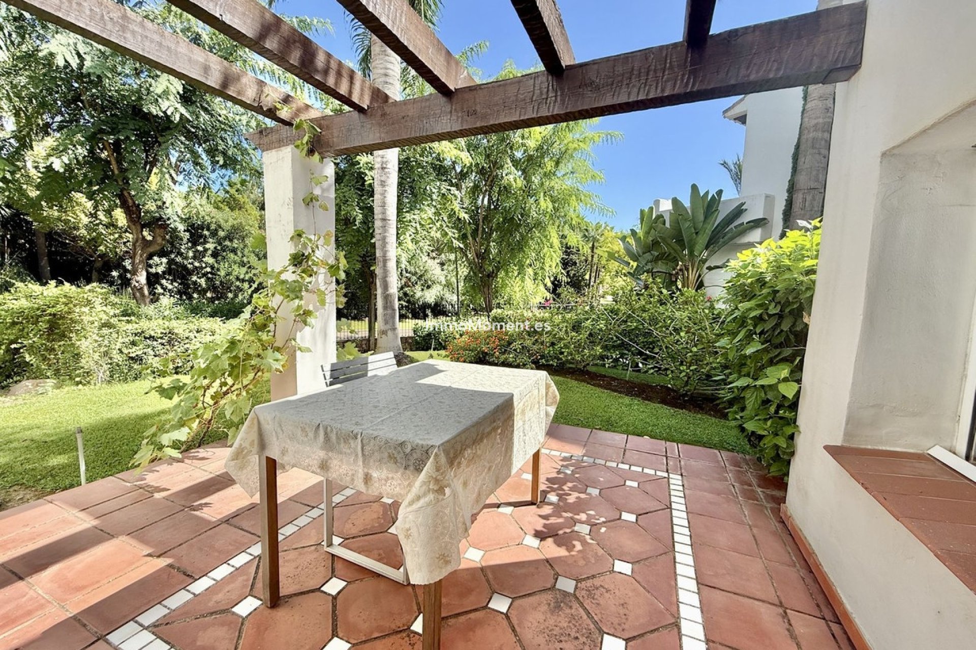 Wiederverkauf - Freistehende Villa - Estepona  - Costalita