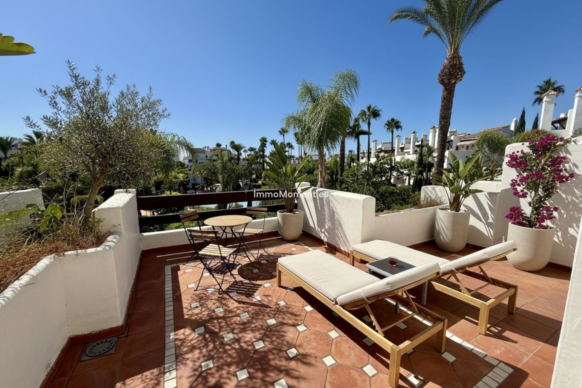 Wiederverkauf - Freistehende Villa - Estepona  - Costalita