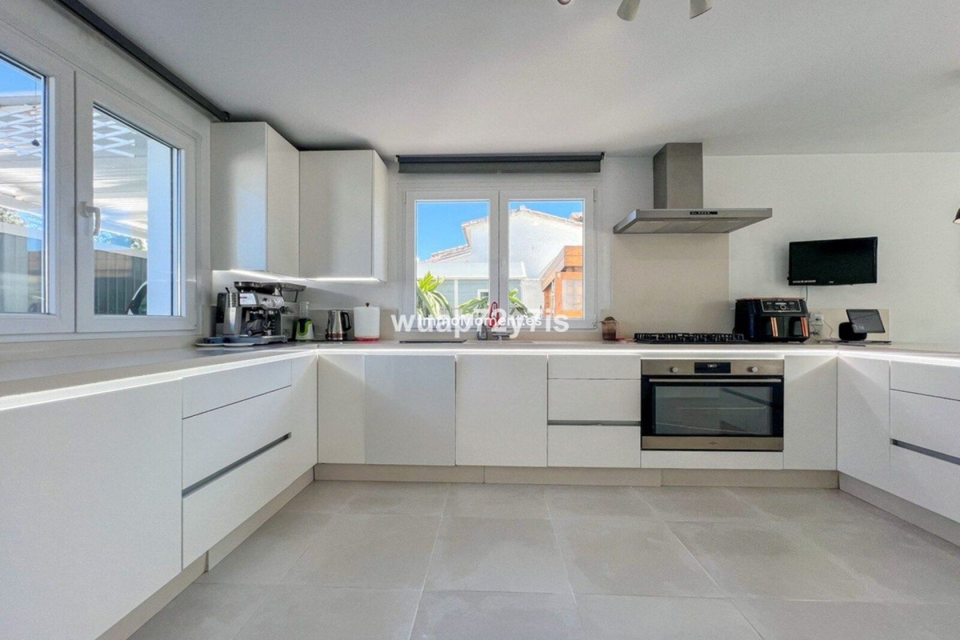 Wiederverkauf - Freistehende Villa - Estepona  - Costalita