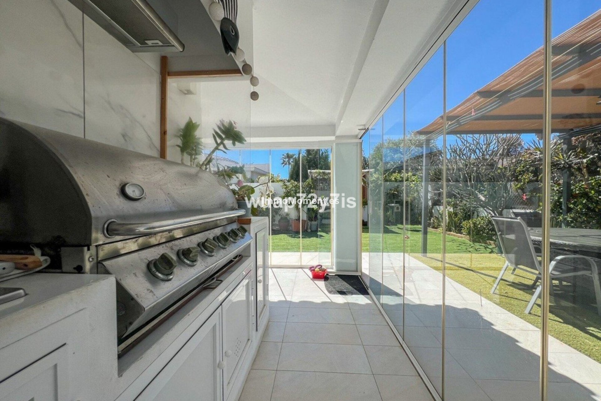 Wiederverkauf - Freistehende Villa - Estepona  - Costalita
