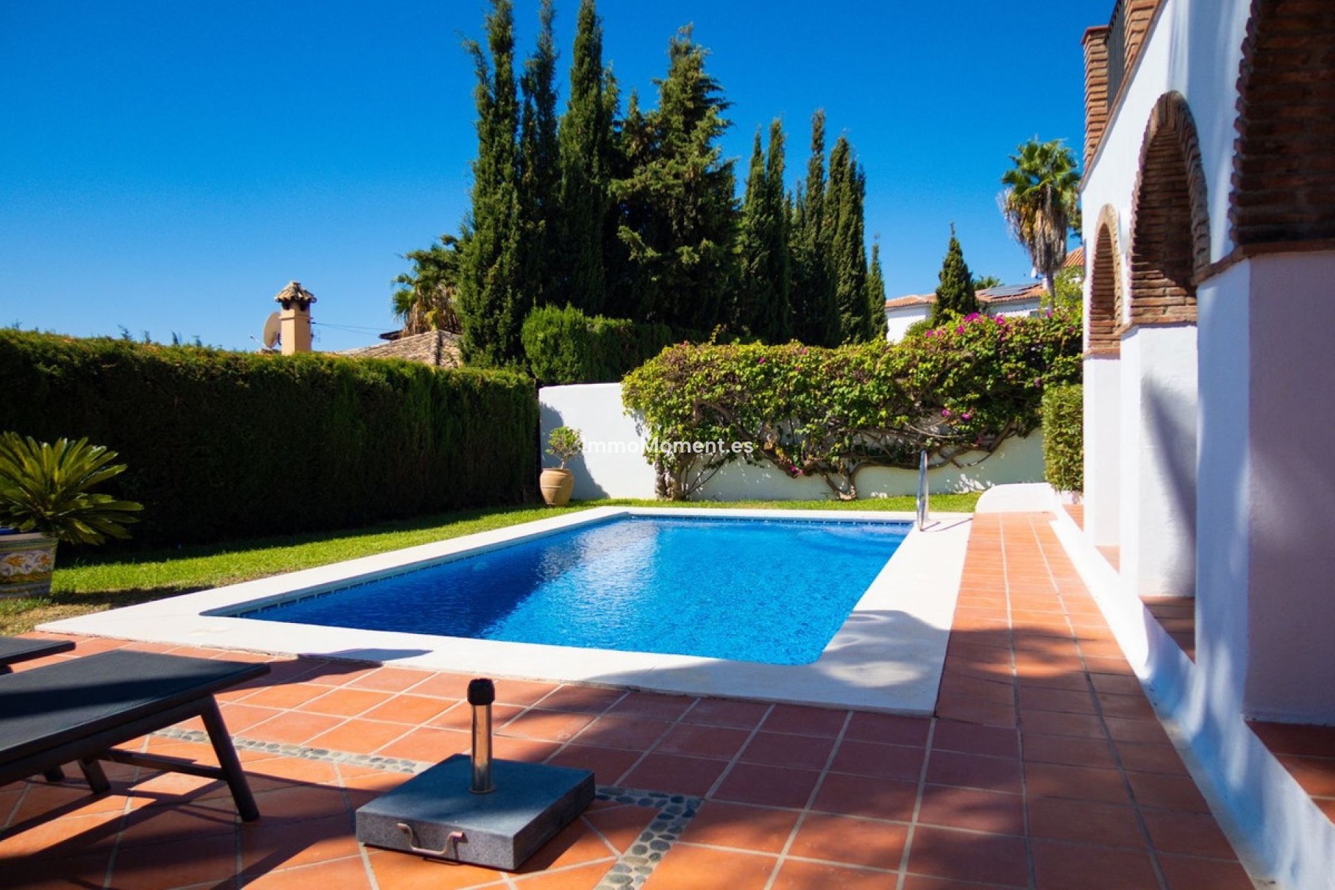 Wiederverkauf - Freistehende Villa - Estepona  - El Padron