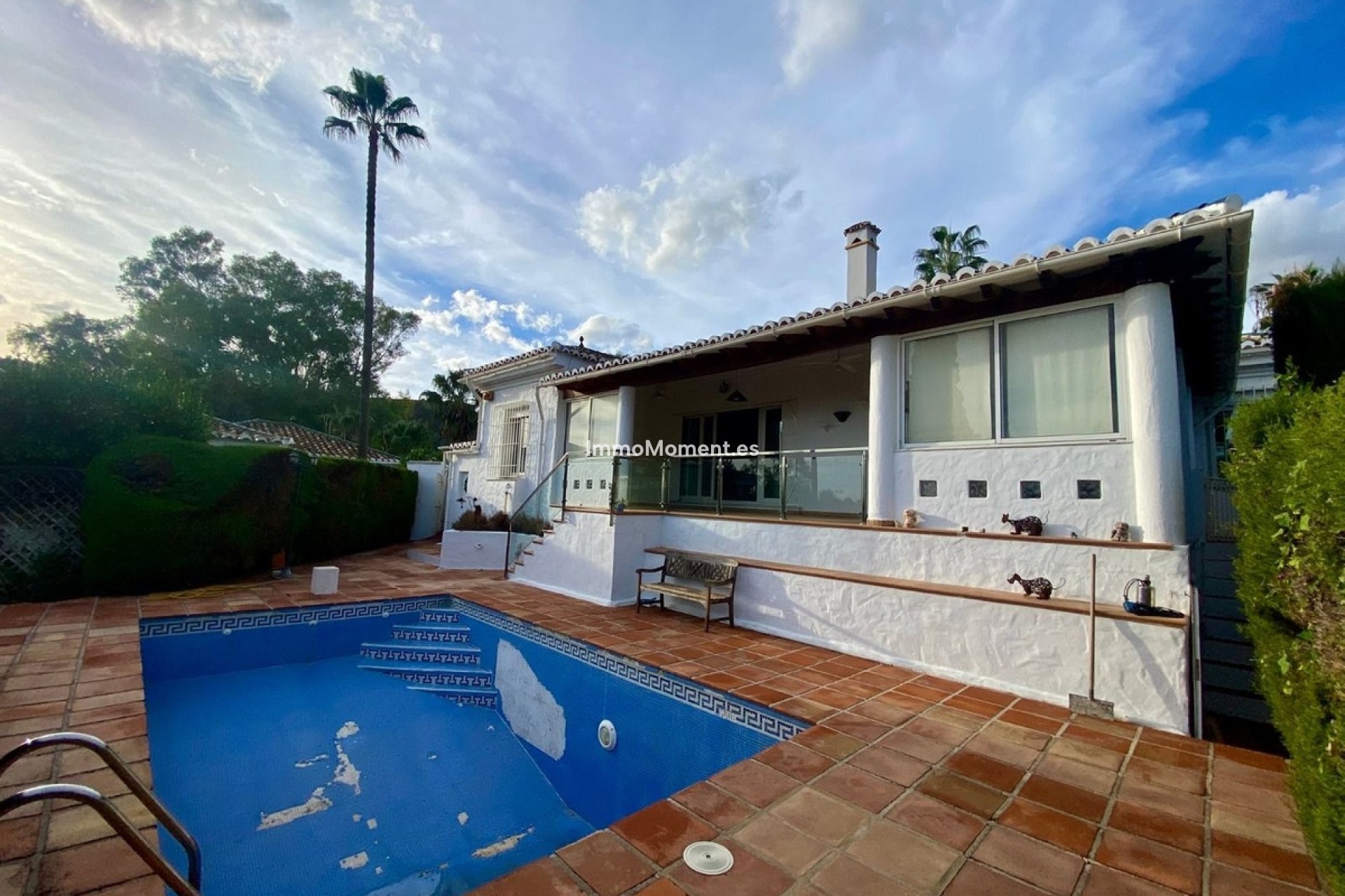 Wiederverkauf - Freistehende Villa - Estepona  - El Padron