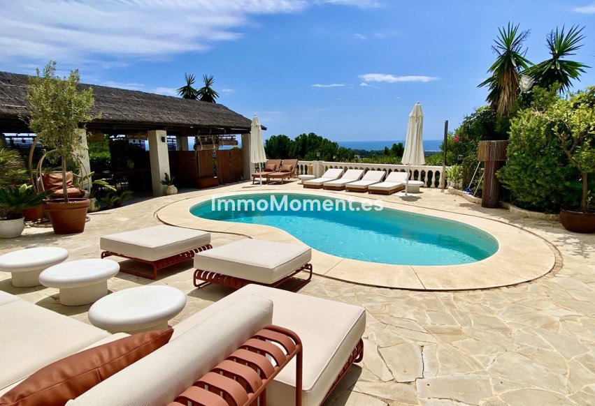 Wiederverkauf - Freistehende Villa - Estepona  - El Padron