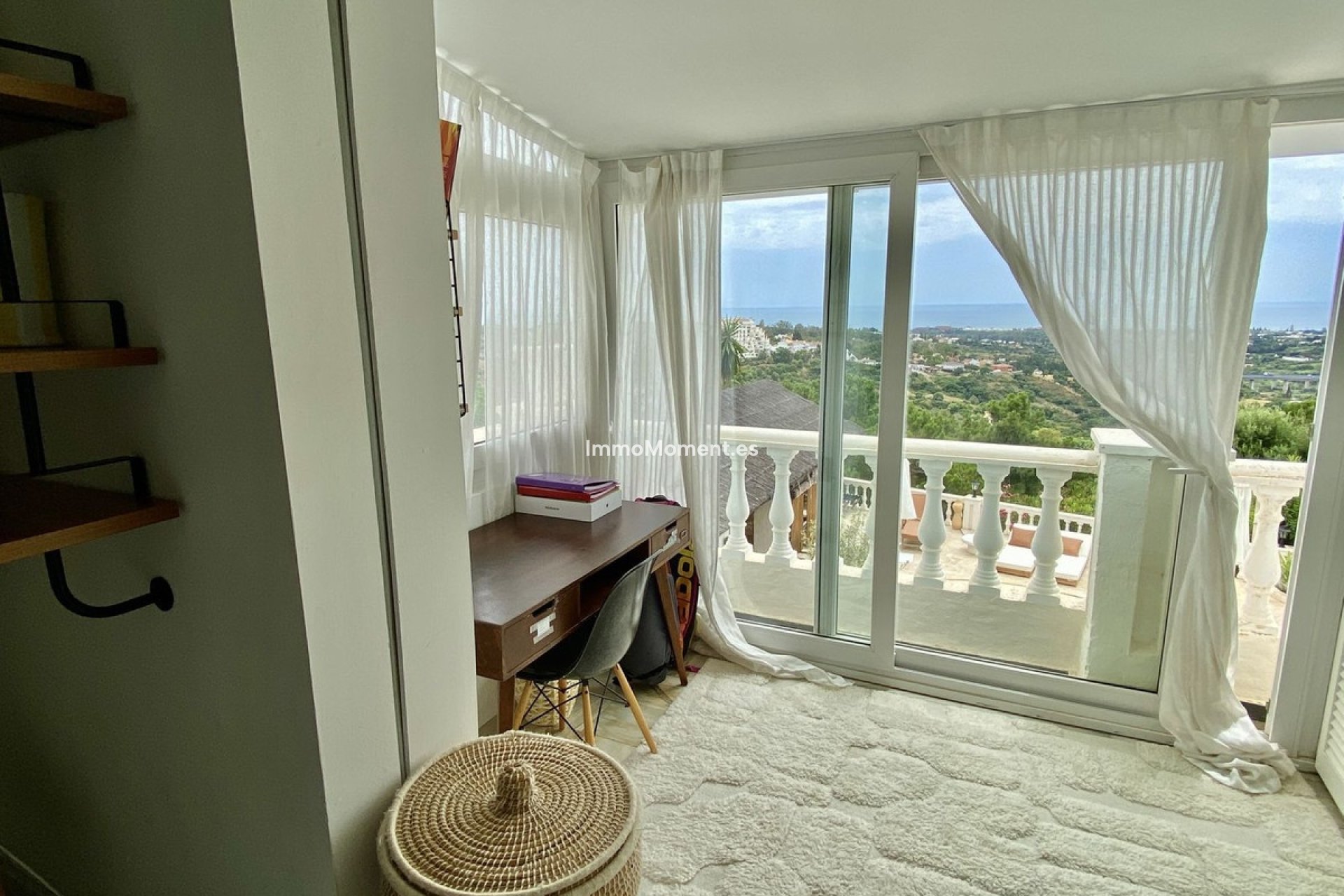 Wiederverkauf - Freistehende Villa - Estepona  - El Padron