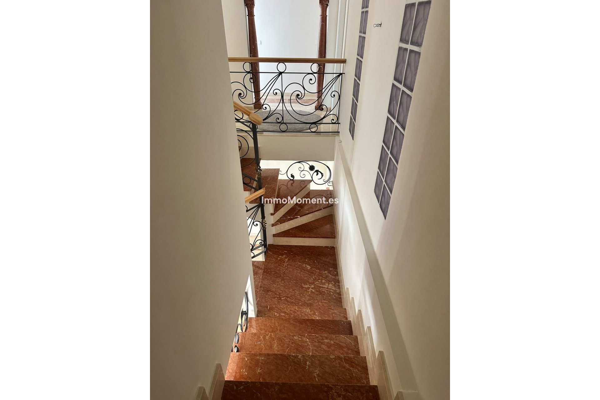 Wiederverkauf - Freistehende Villa - Estepona  - Estepona Centro