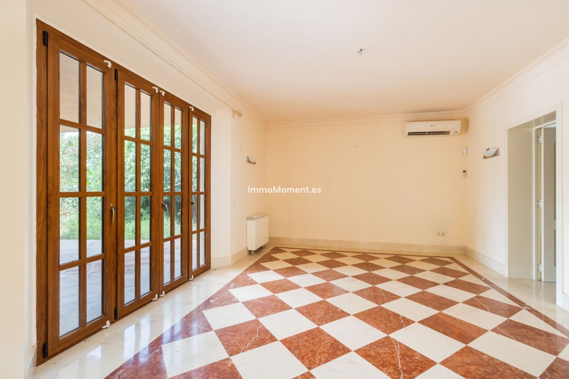 Wiederverkauf - Freistehende Villa - Estepona  - Estepona Centro