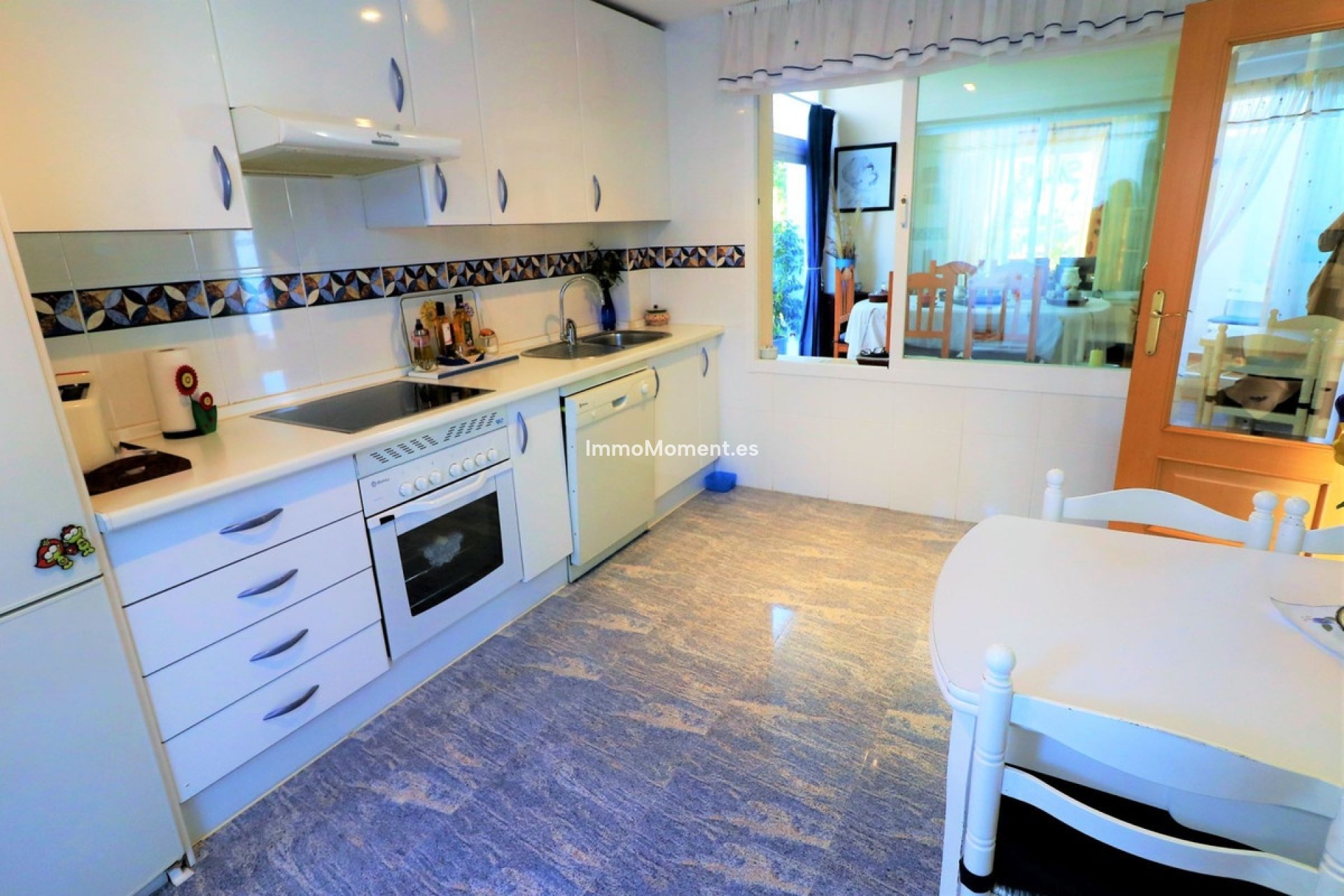 Wiederverkauf - Freistehende Villa - Estepona  - Estepona Centro
