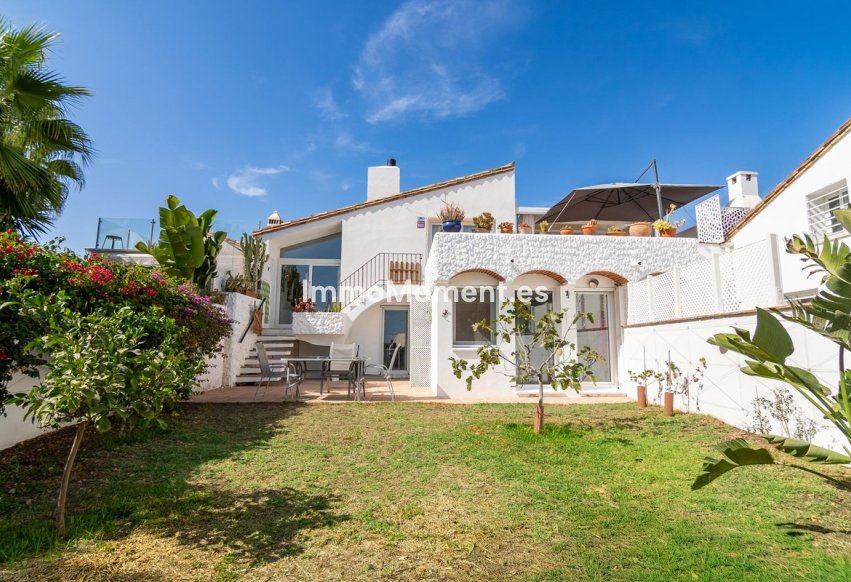 Wiederverkauf - Freistehende Villa - Estepona  - Estepona Centro