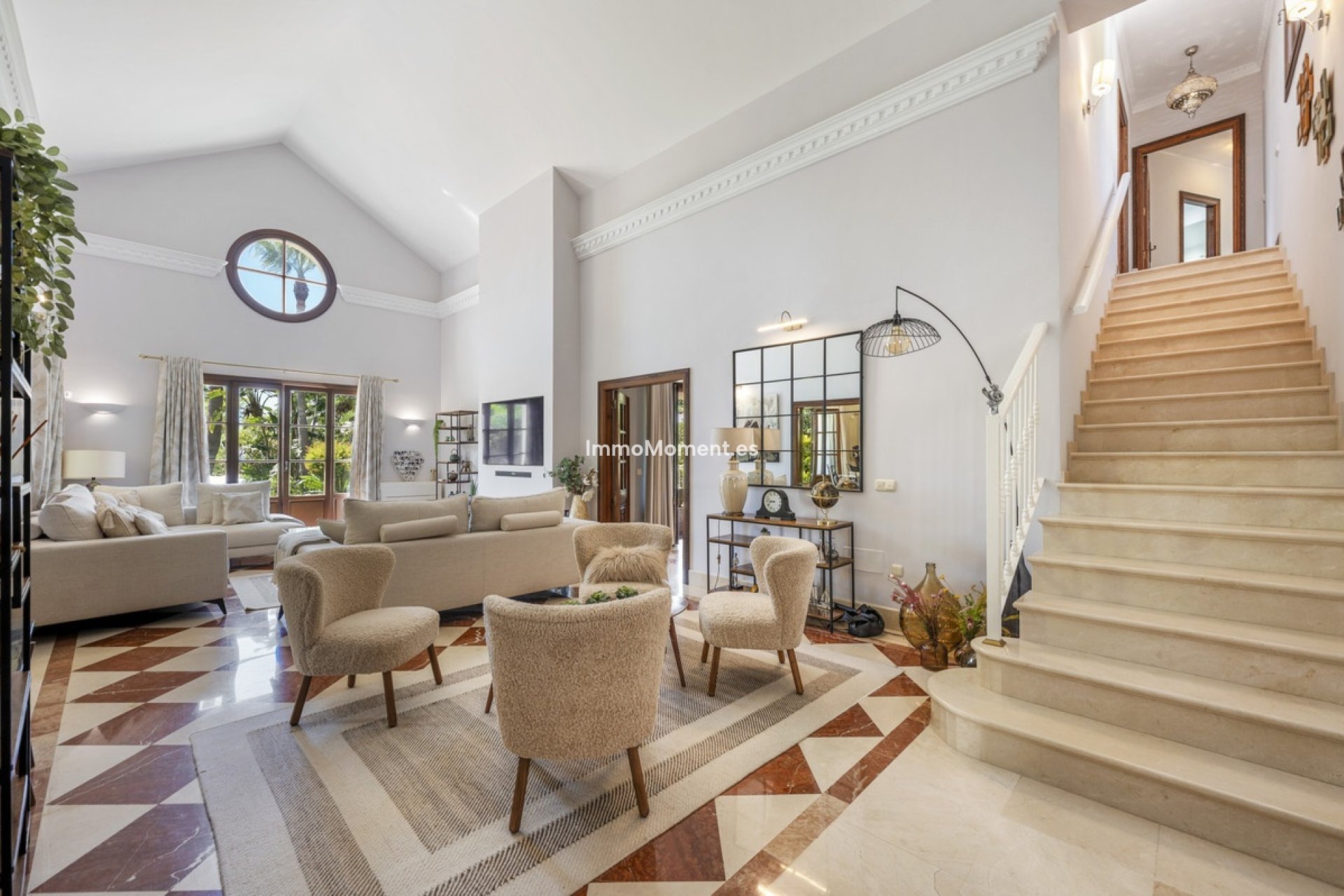Wiederverkauf - Freistehende Villa - Estepona  - Estepona Centro