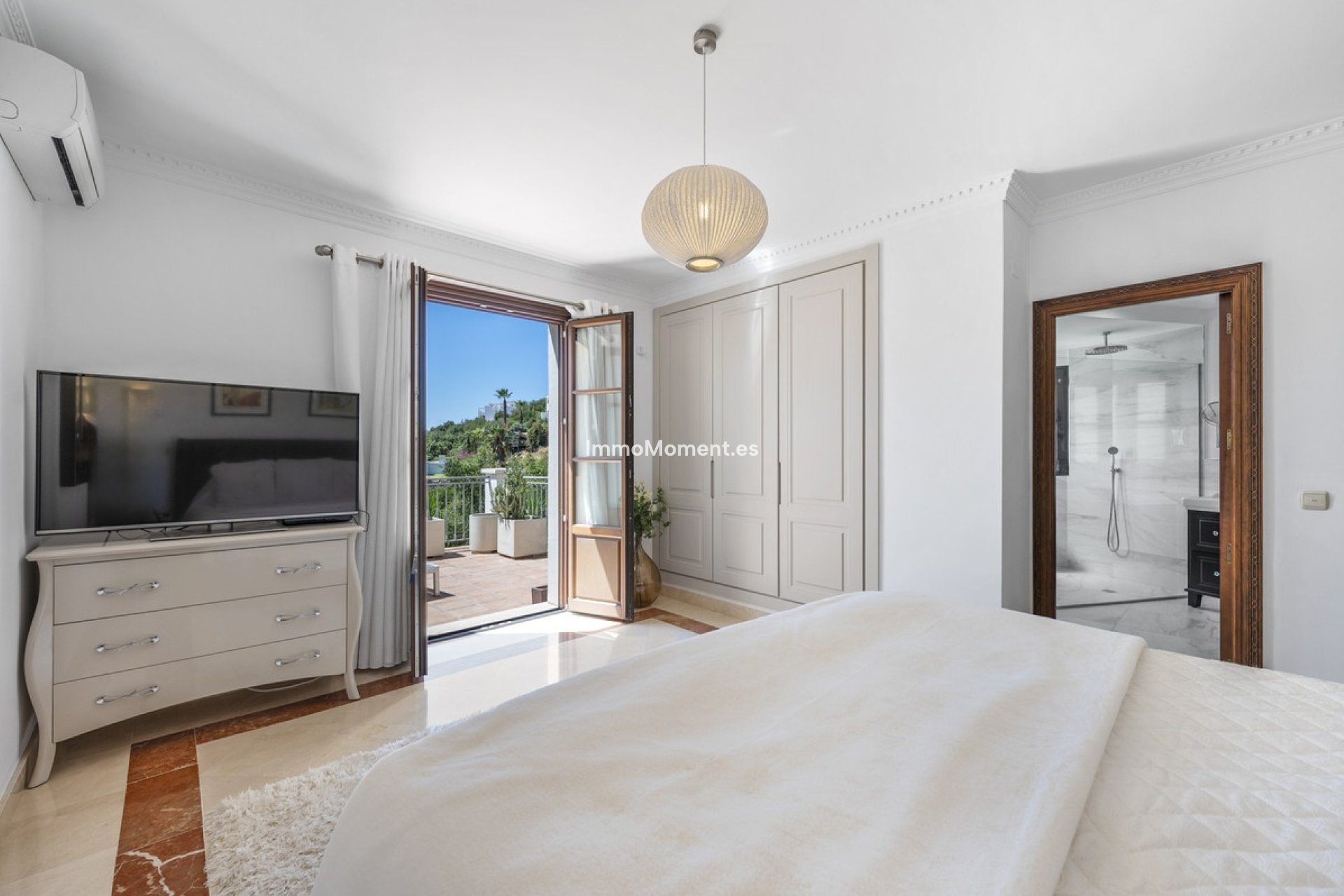Wiederverkauf - Freistehende Villa - Estepona  - Estepona Centro