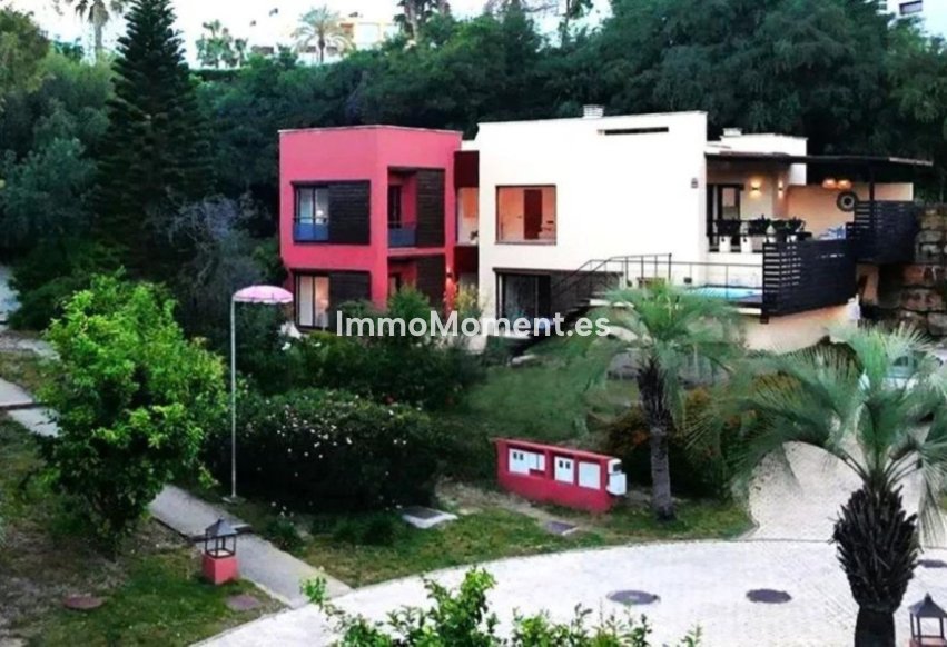 Wiederverkauf - Freistehende Villa - Estepona  - Estepona Centro