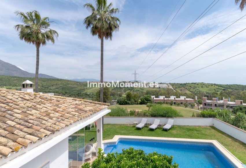 Wiederverkauf - Freistehende Villa - Estepona  - Estepona Centro