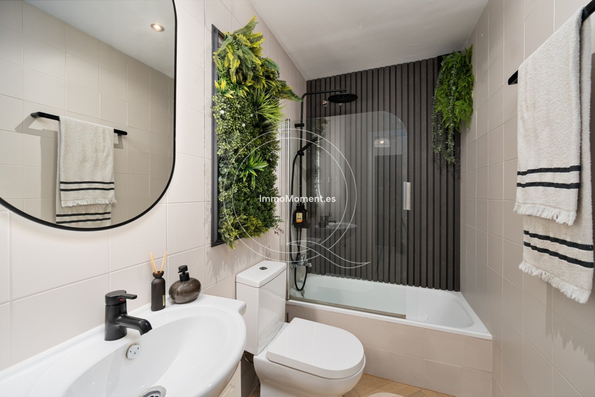 Wiederverkauf - Freistehende Villa - Estepona  - Estepona Centro