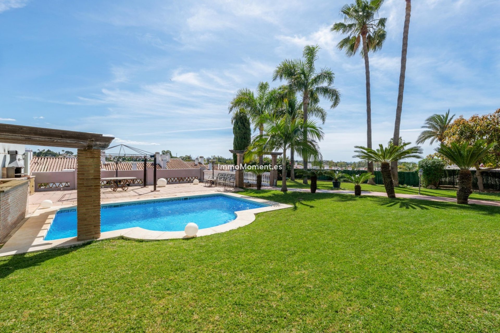 Wiederverkauf - Freistehende Villa - Estepona  - Estepona Centro