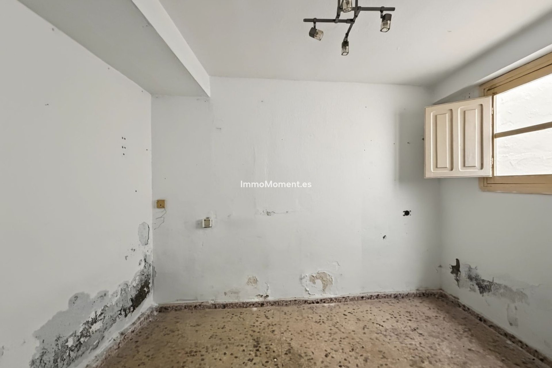 Wiederverkauf - Freistehende Villa - Estepona  - Estepona Centro