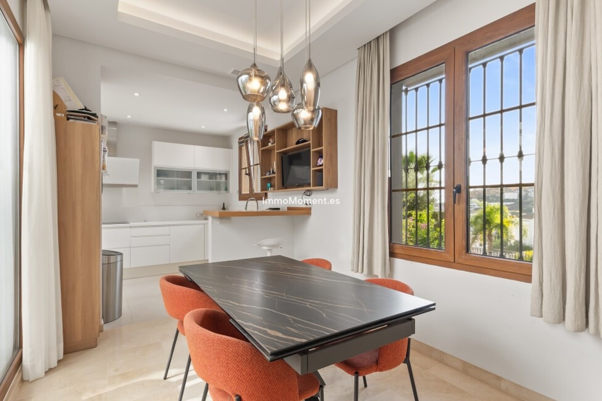 Wiederverkauf - Freistehende Villa - Estepona  - Estepona Centro