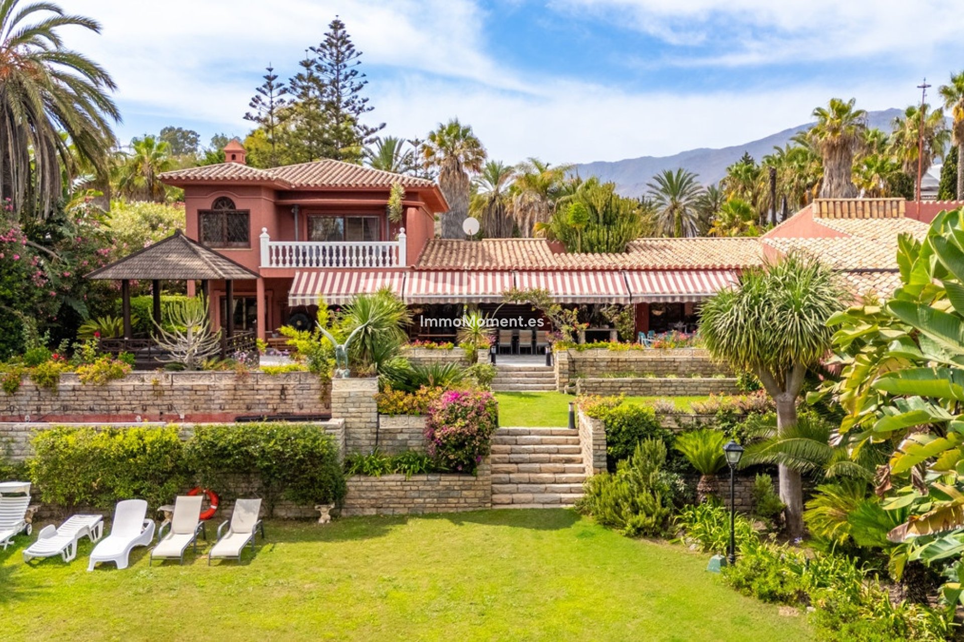 Wiederverkauf - Freistehende Villa - Estepona  - Estepona Centro