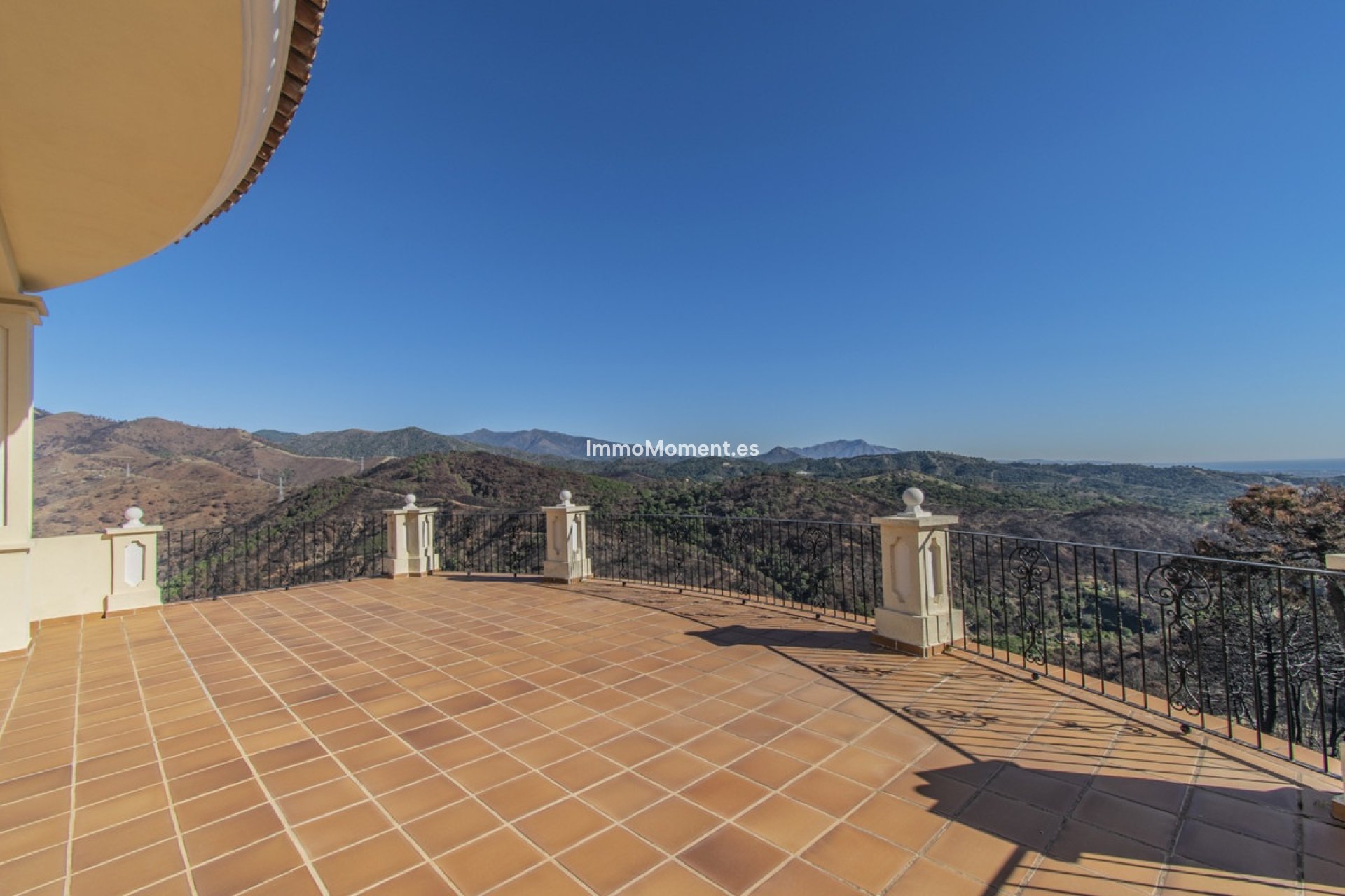 Wiederverkauf - Freistehende Villa - Estepona  - Estepona Centro