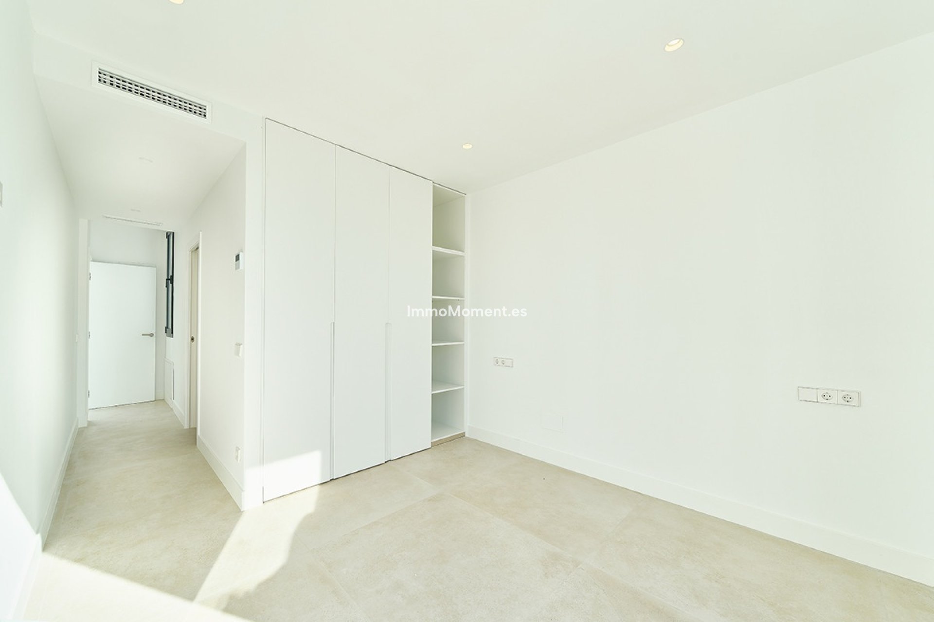 Wiederverkauf - Freistehende Villa - Estepona  - Estepona Centro