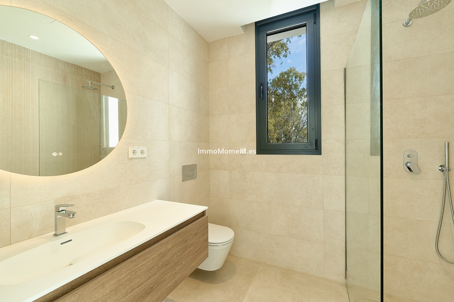 Wiederverkauf - Freistehende Villa - Estepona  - Estepona Centro