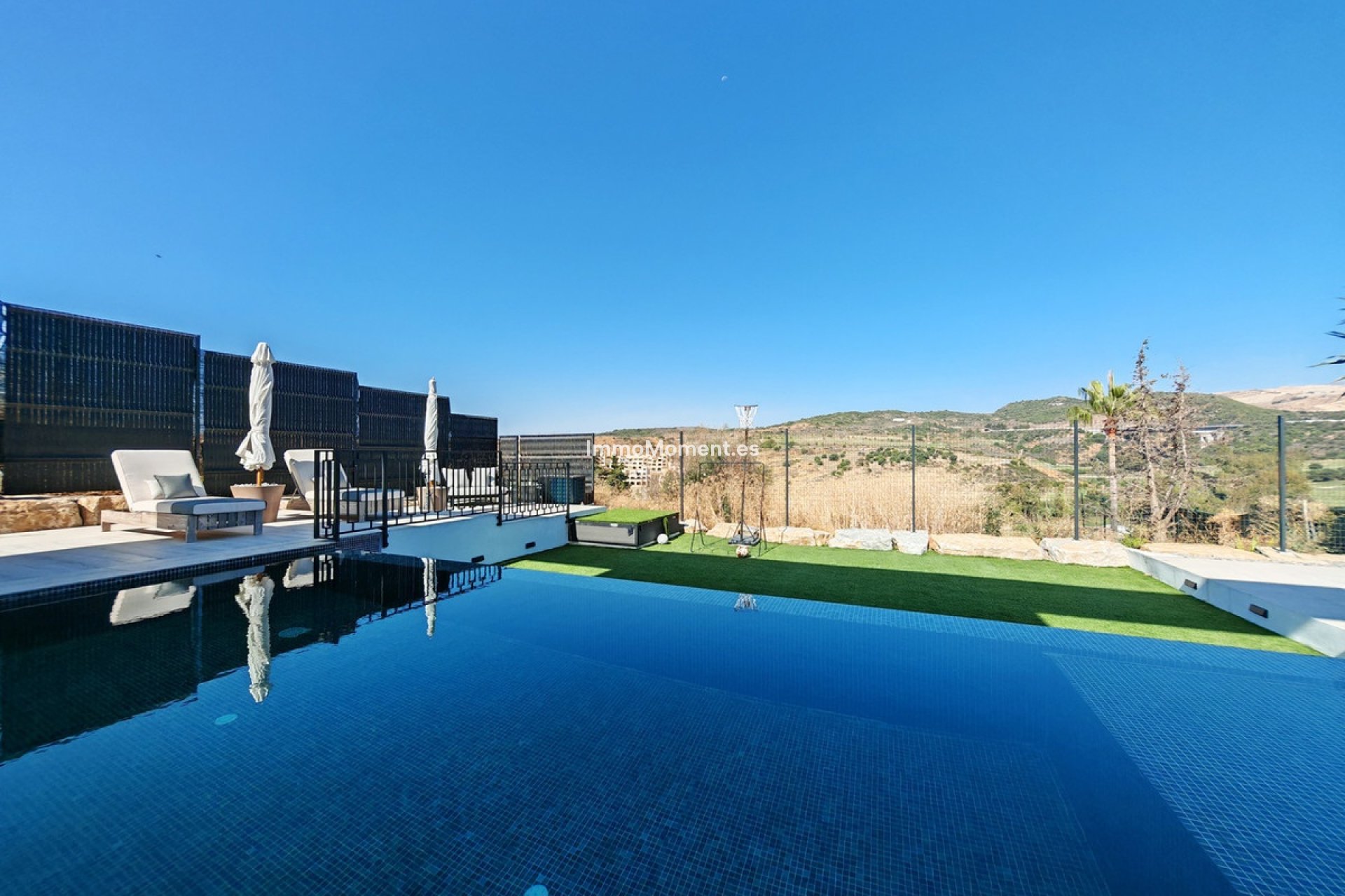 Wiederverkauf - Freistehende Villa - Estepona  - Estepona Centro