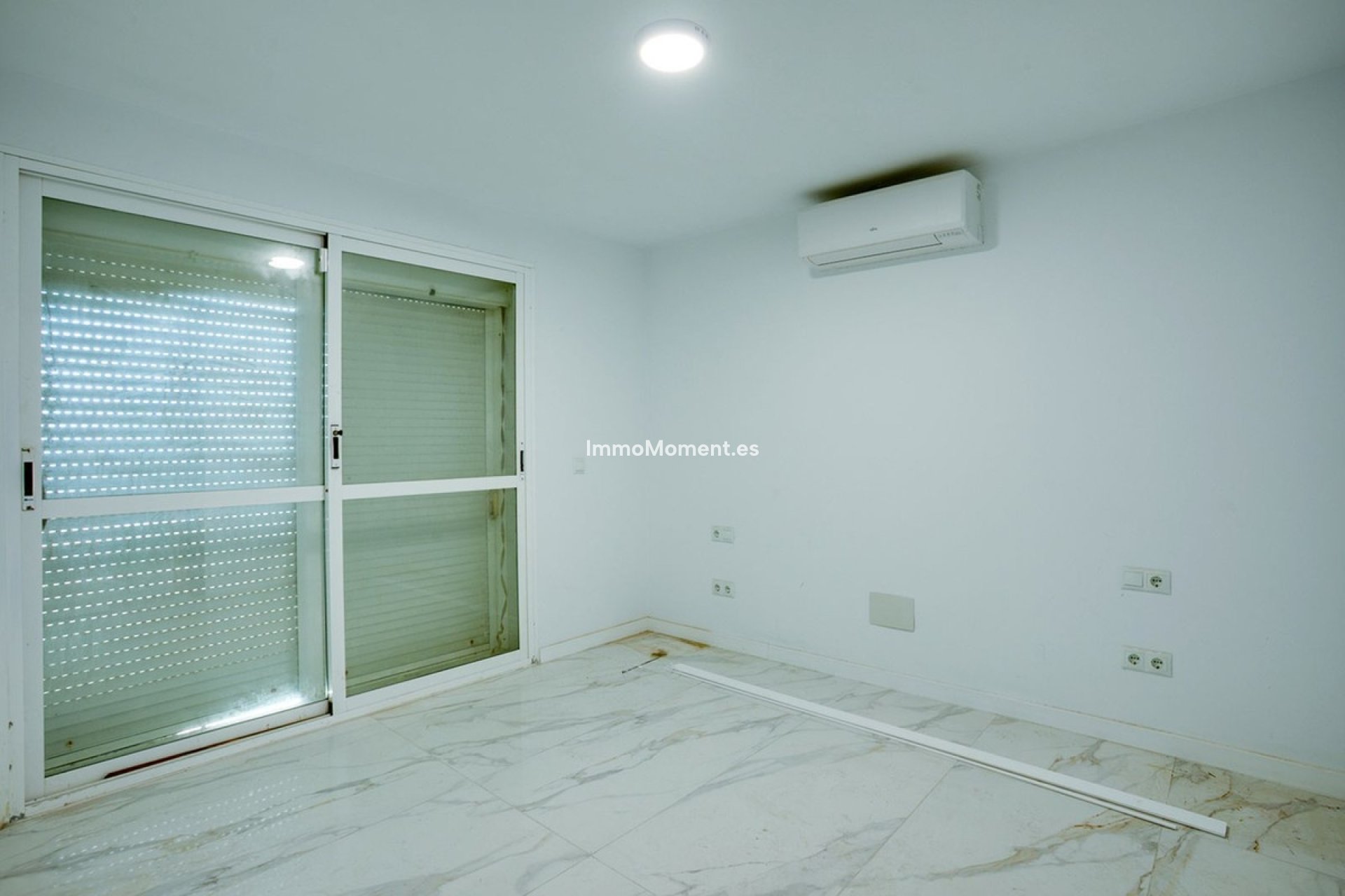 Wiederverkauf - Freistehende Villa - Estepona  - Estepona Centro