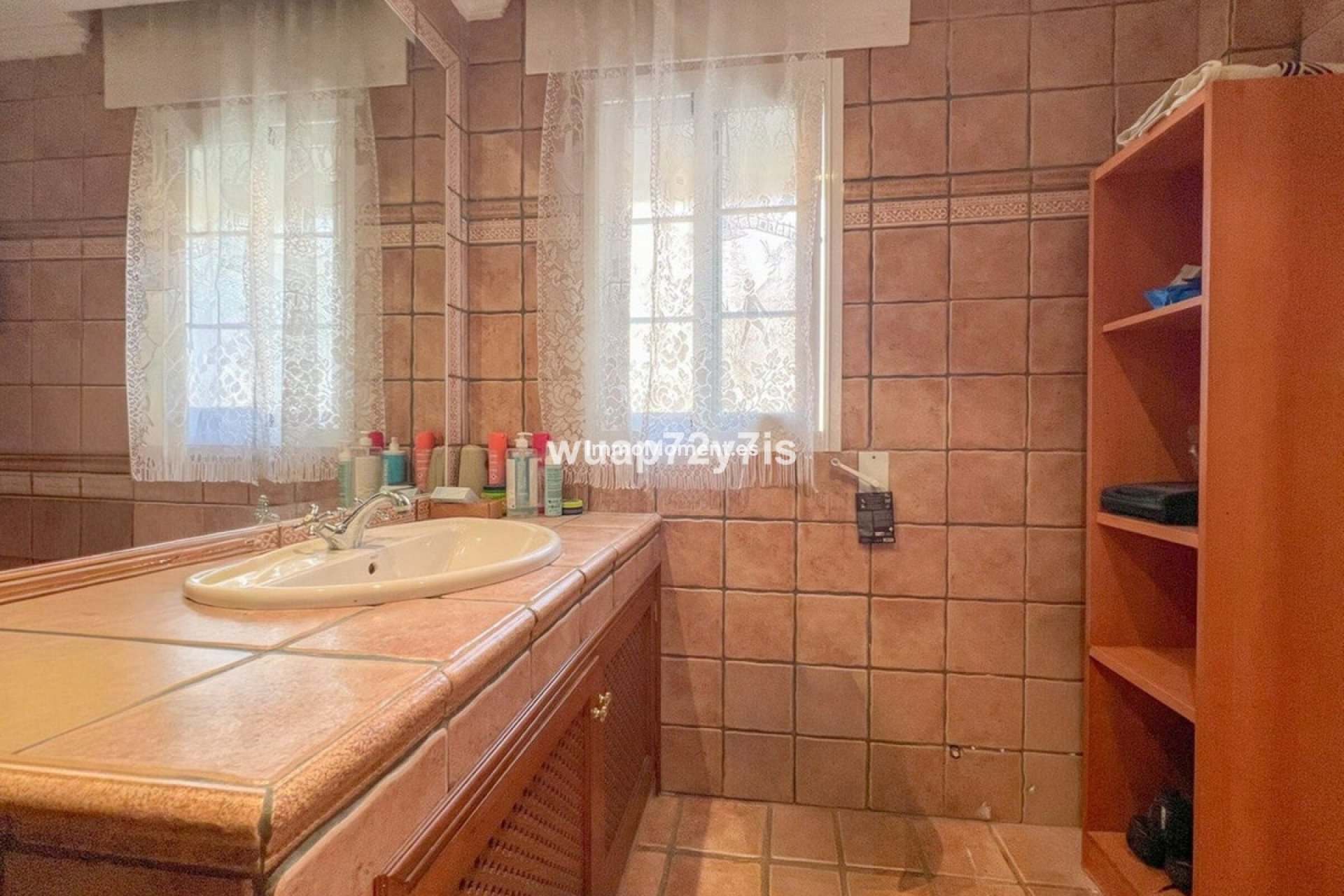 Wiederverkauf - Freistehende Villa - Estepona  - Estepona Centro