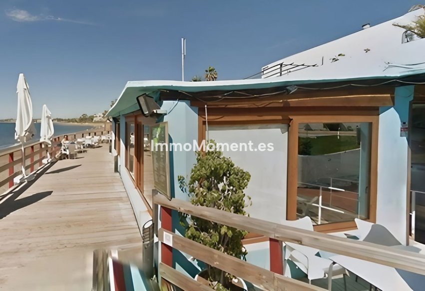 Wiederverkauf - Freistehende Villa - Estepona  - Estepona Centro
