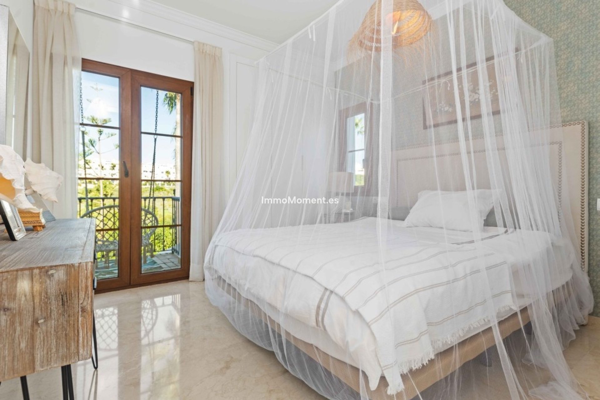 Wiederverkauf - Freistehende Villa - Estepona  - Estepona Centro