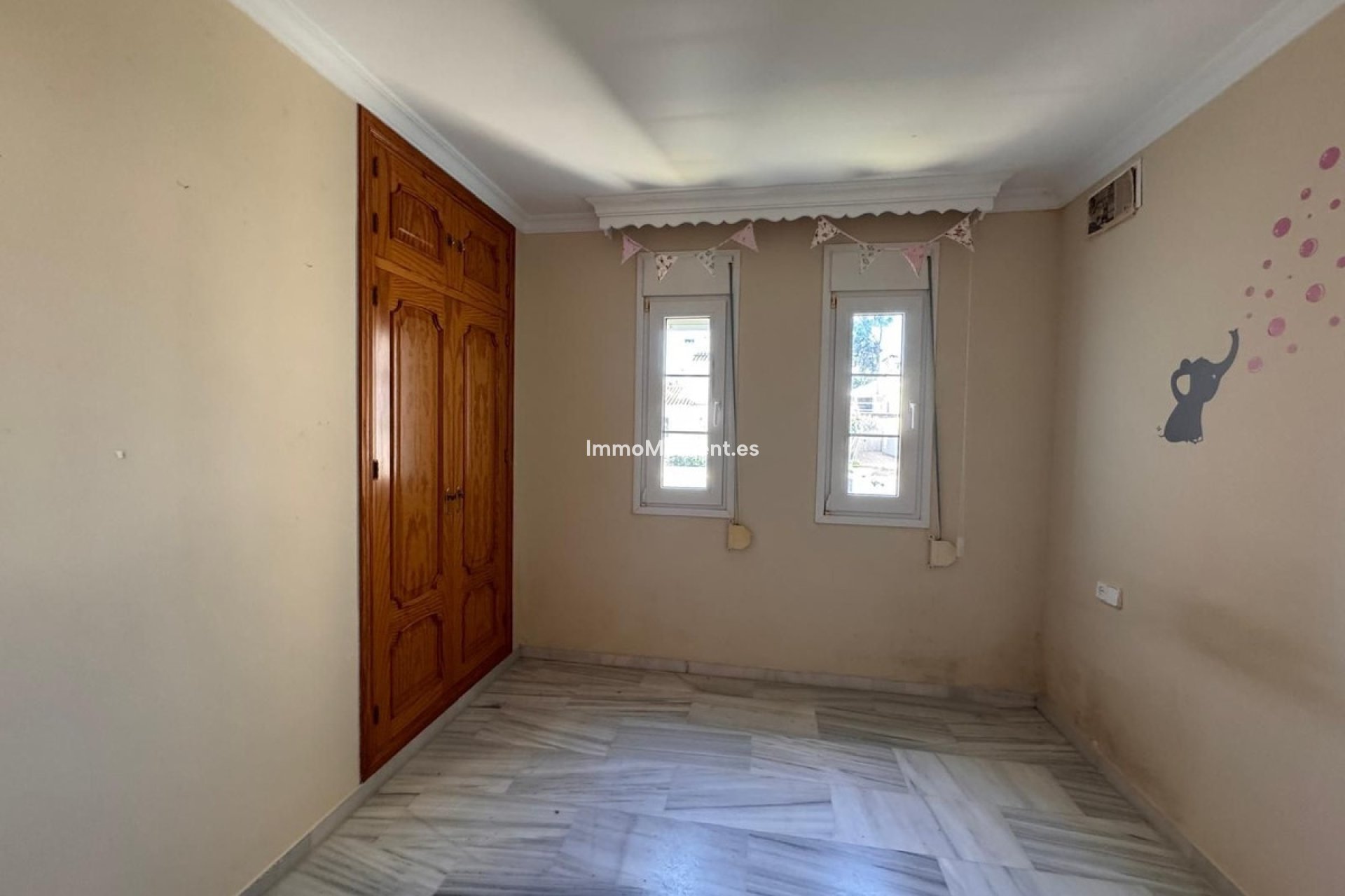 Wiederverkauf - Freistehende Villa - Estepona  - Estepona Centro