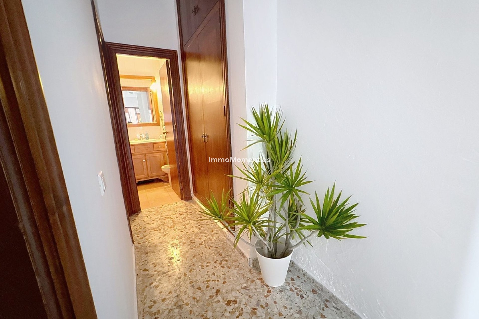 Wiederverkauf - Freistehende Villa - Estepona  - Estepona Centro