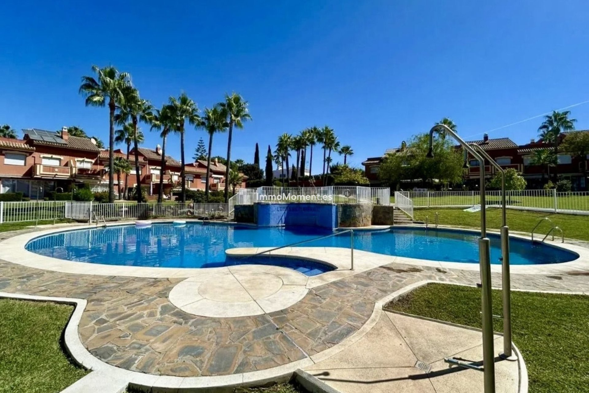 Wiederverkauf - Freistehende Villa - Estepona  - Estepona Centro